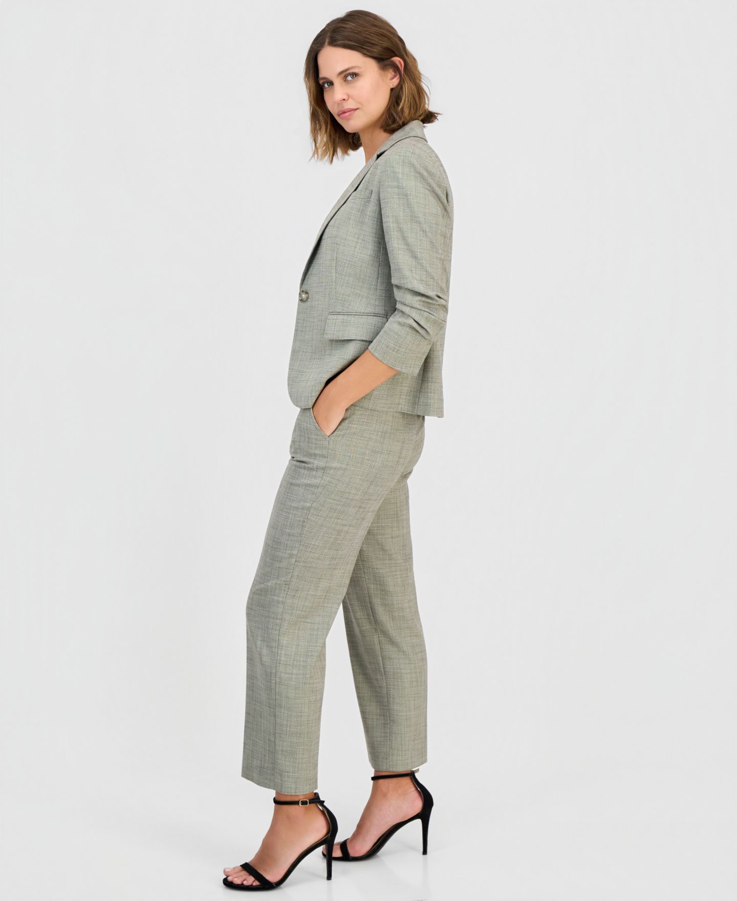 Женские комплекты Anne Klein Scrunch-Sleeve Blazer & Sequinned Camisole & Ankle Pants, цвет: Bay Leaf — фото 2