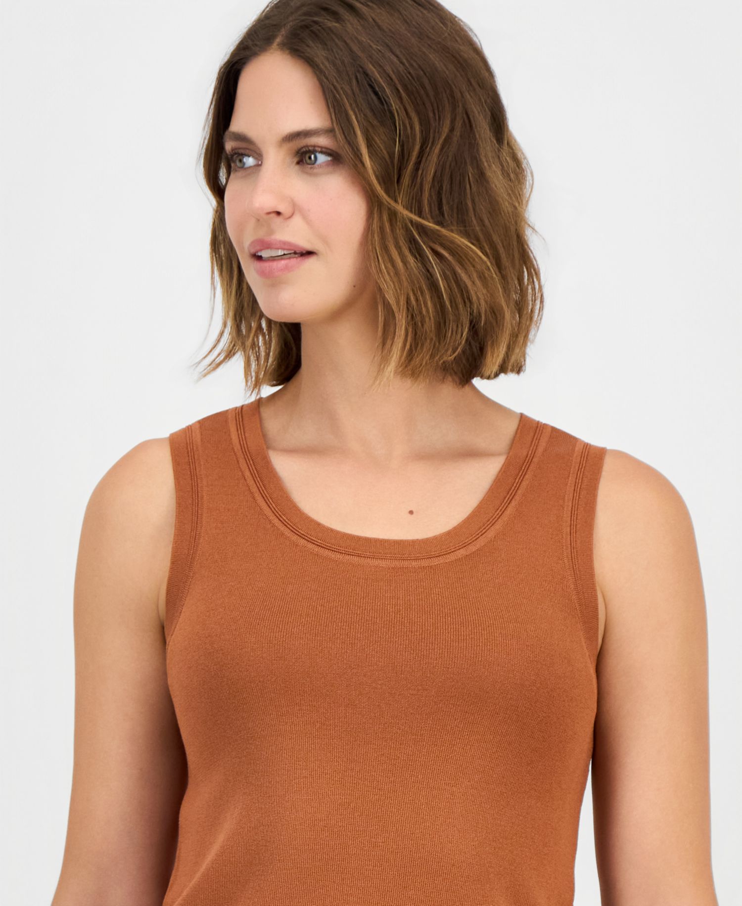 Women's Scoop Neck Tank Top
