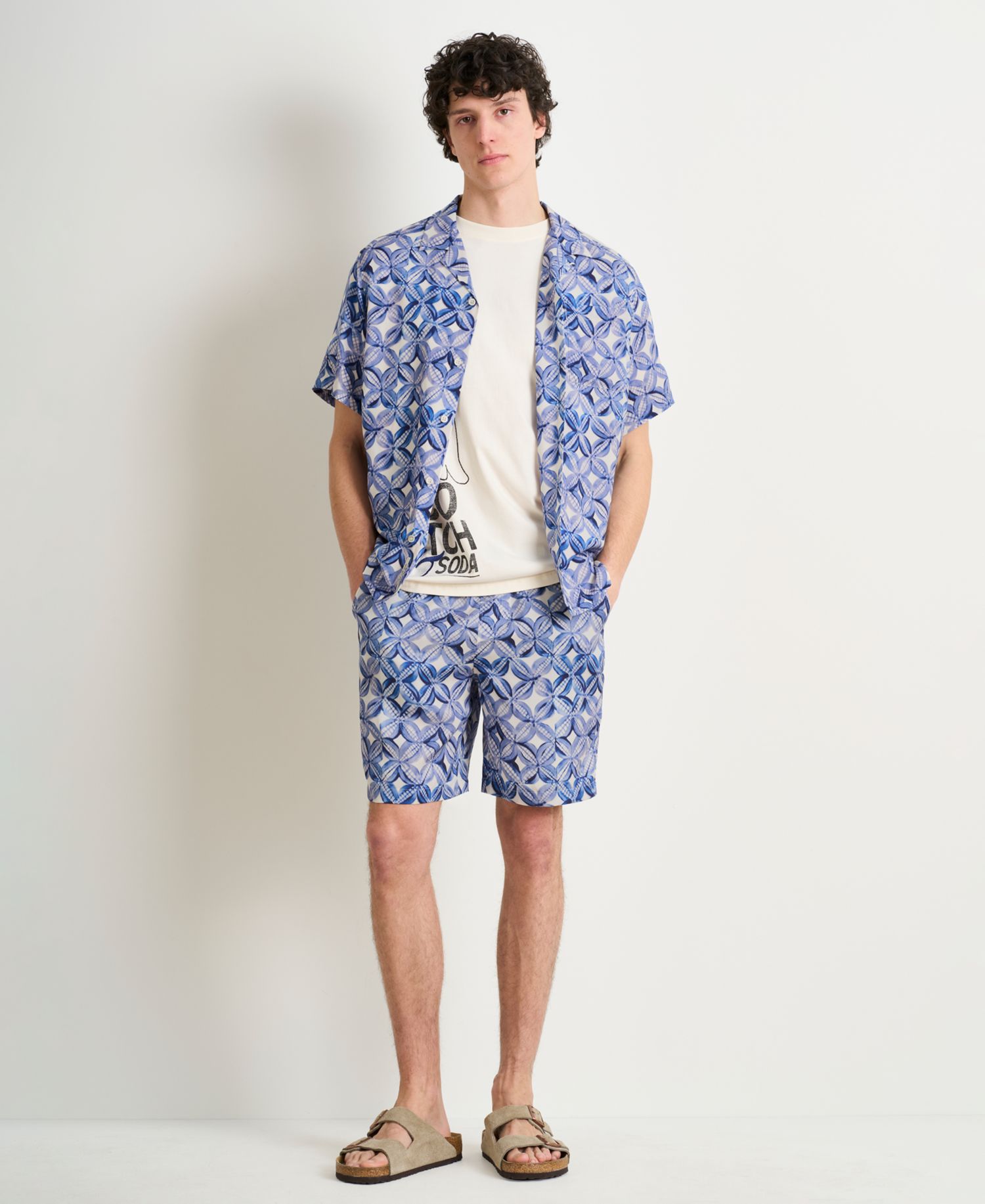 Men's Regular-Fit Printed Shorts