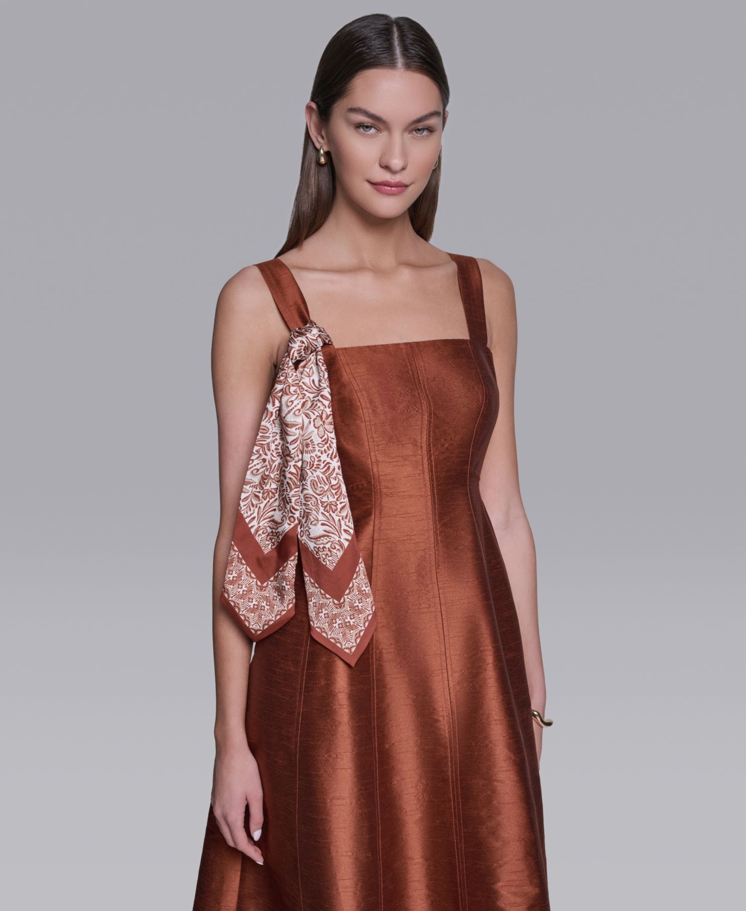 Women's Sleeveless Detachable Scarf Detail Midi Dress