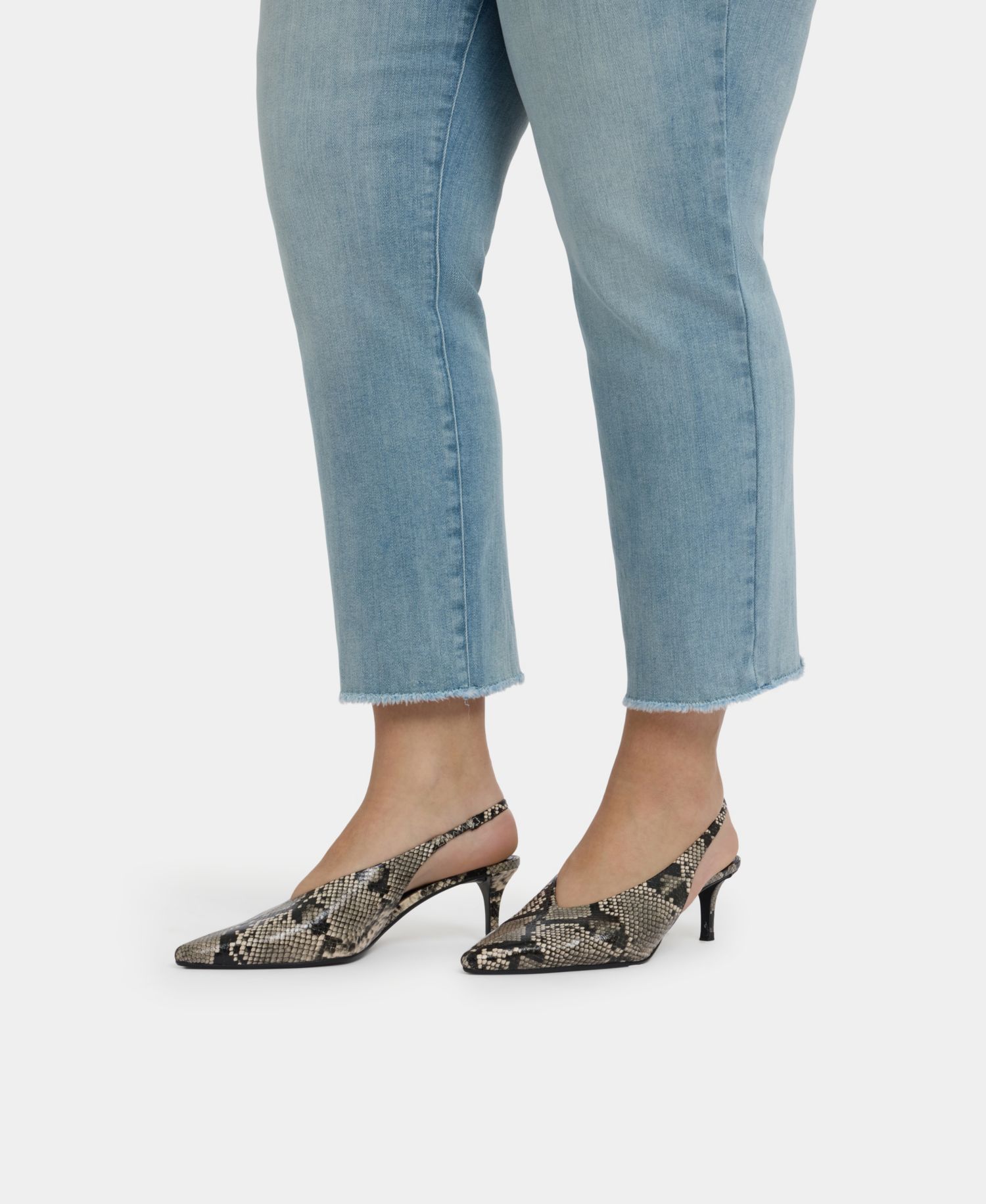 Plus Size Sheri Ankle Fray Hem Jeans with Lift Tuck Technology