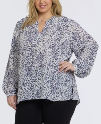 Plus Size Trinity Split Neck Top
