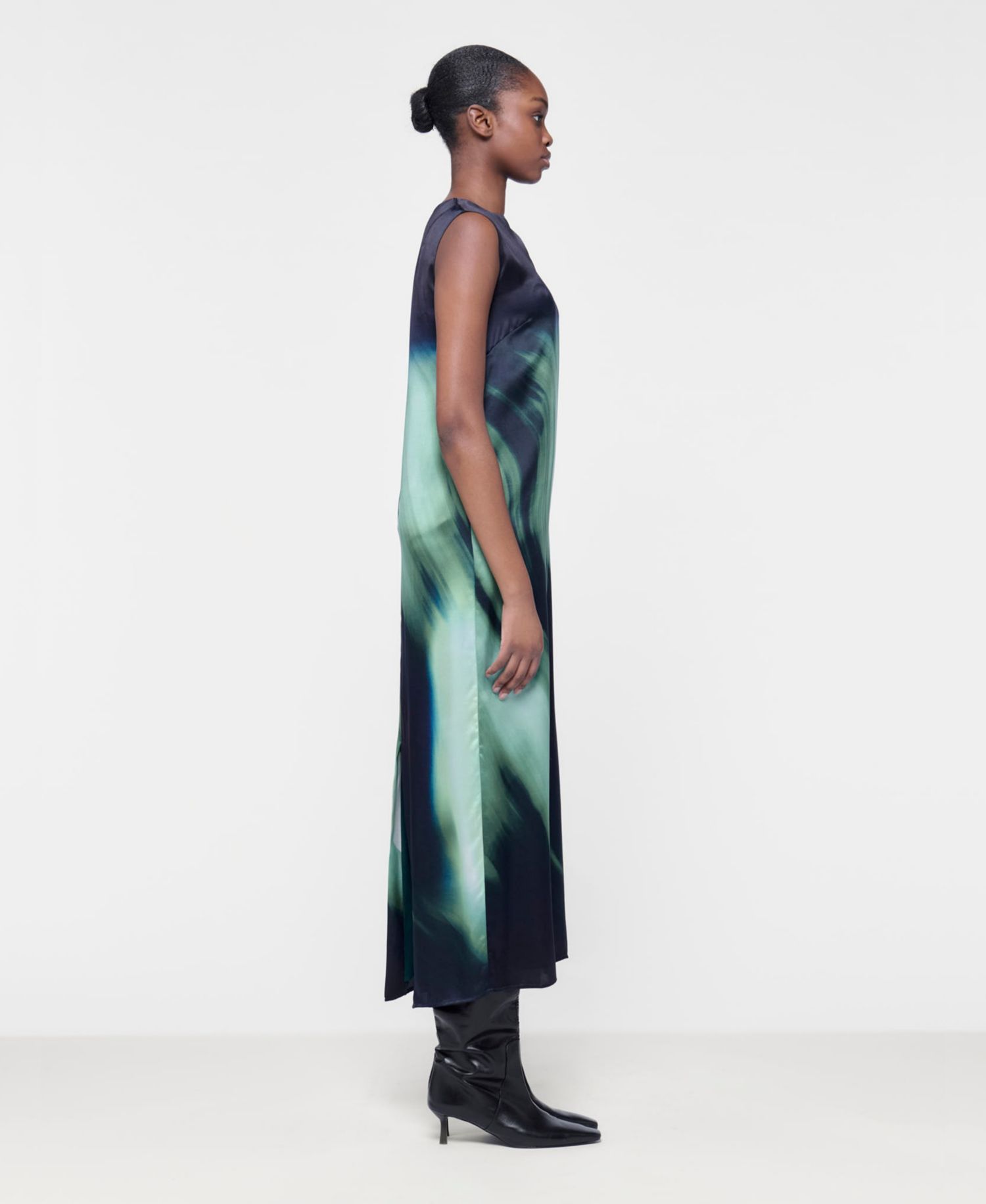 Women's Sleeveless Printed Dress