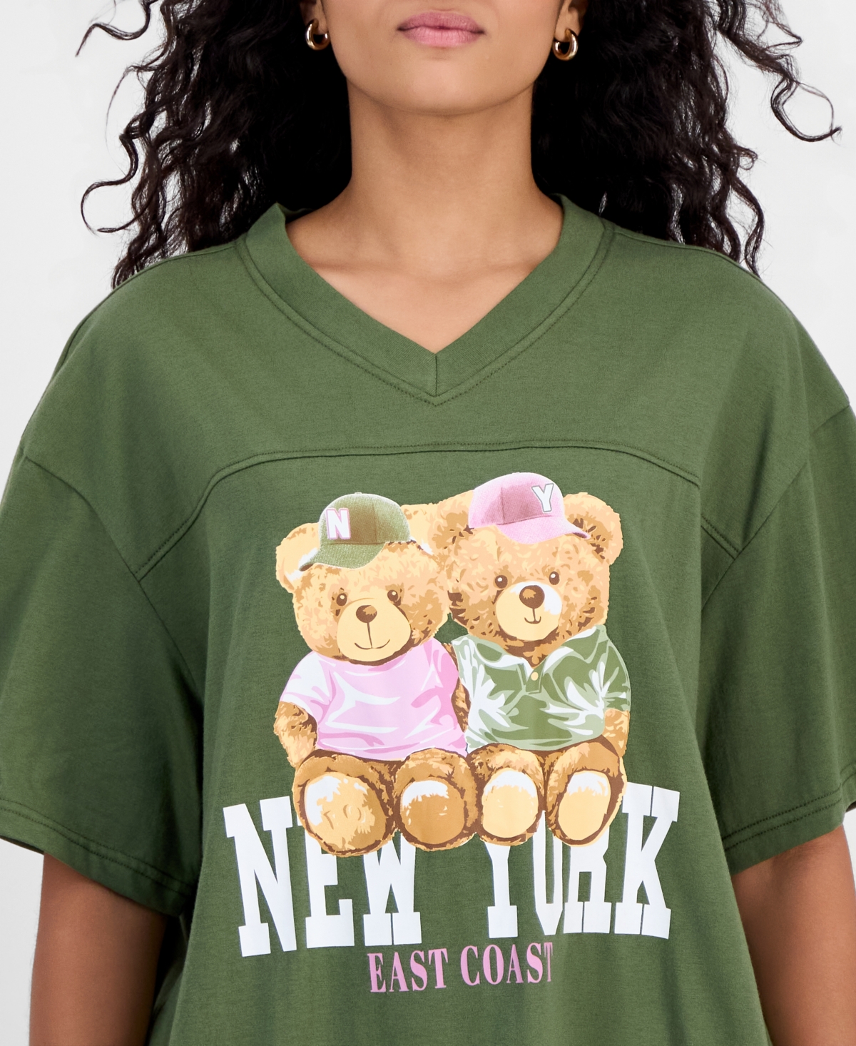 Rebellious One Juniors' New York Teddy Graphic T-Shirt