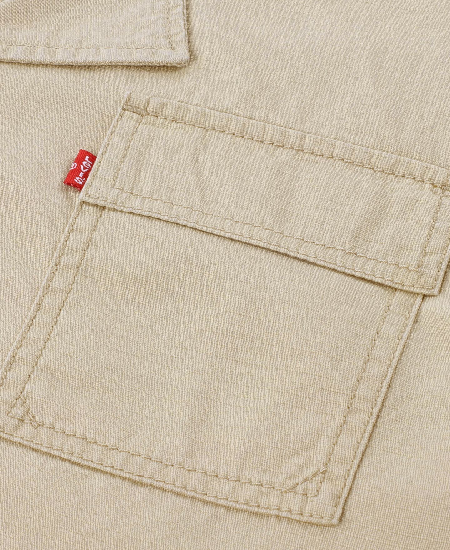 Рубашка Levi's Short-Sleeve Utility для мальчиков, цвет: Fields Of Rye — фото 4
