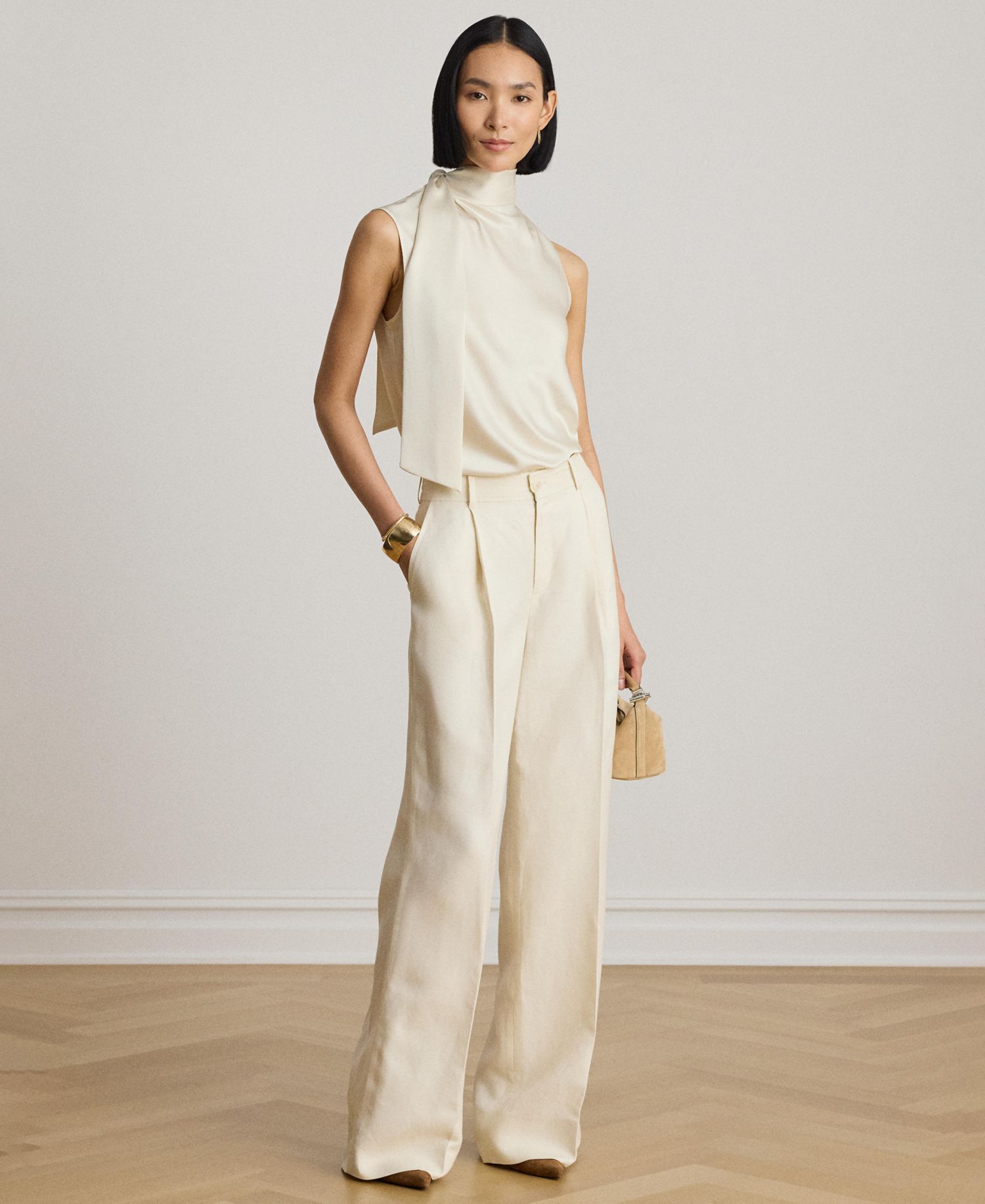 Women's Tie-Neck Sleeveless Blouse