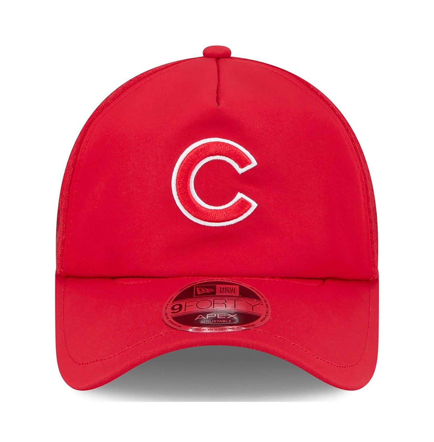 Мужская кепка New Era Red Chicago Cubs 2026 Batting Practice Apex 9FORTY Adjustable Trucker Hat — фото 2