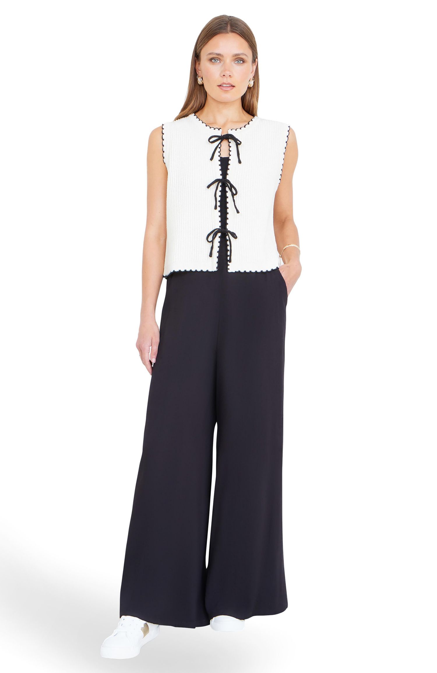 Women's Knitted Bow Trim Waistcoat
