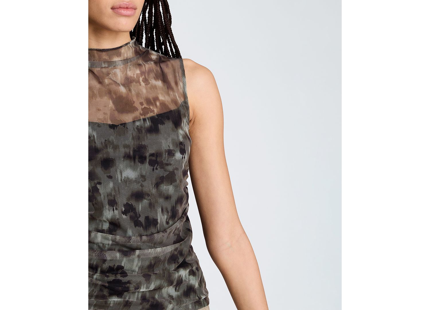 Women's Printed Mock Neck Mesh Tank Top