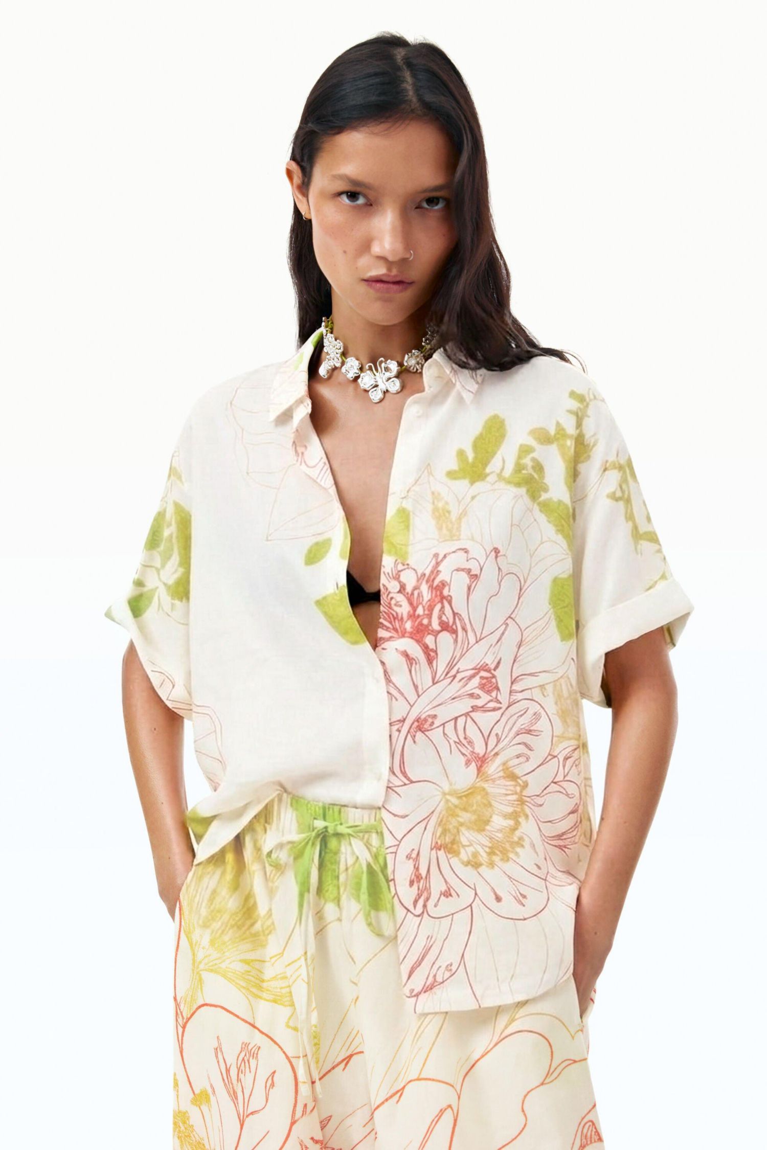 Women's Short-sleeved floral shirt
