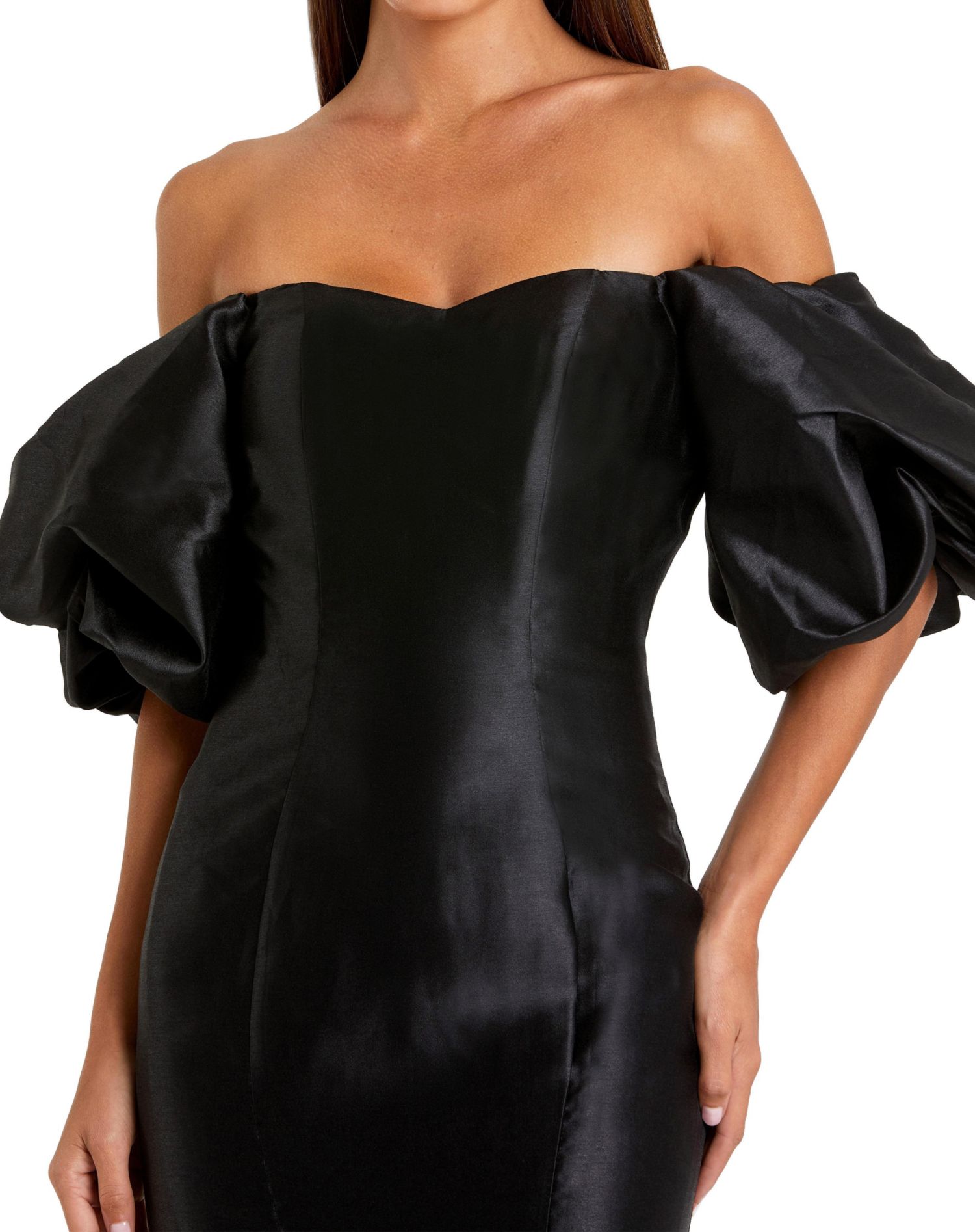 Petite Sweetheart Off The Shoulder Puff Sleeve Gown