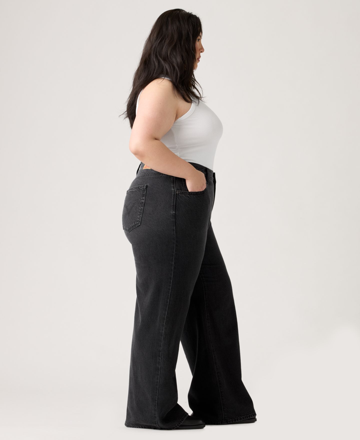 Женские джинсы Levi's Plus Size Cinch-Waist Lightweight Baggy, цвет: Capturing Moments — фото 7