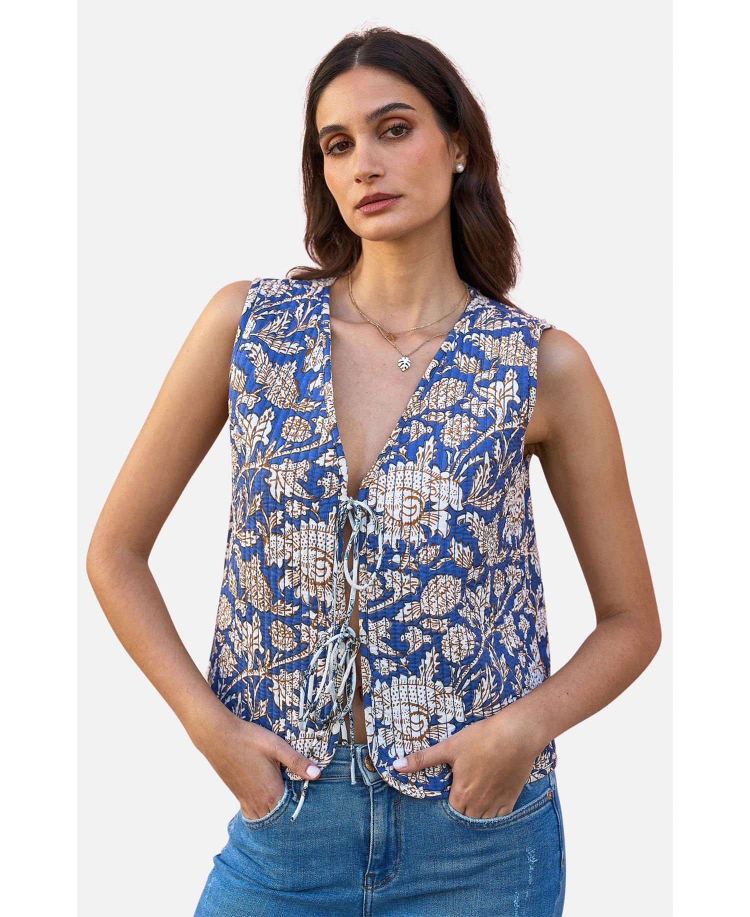 Women's Floral Reversible Quilted Vest Jacket