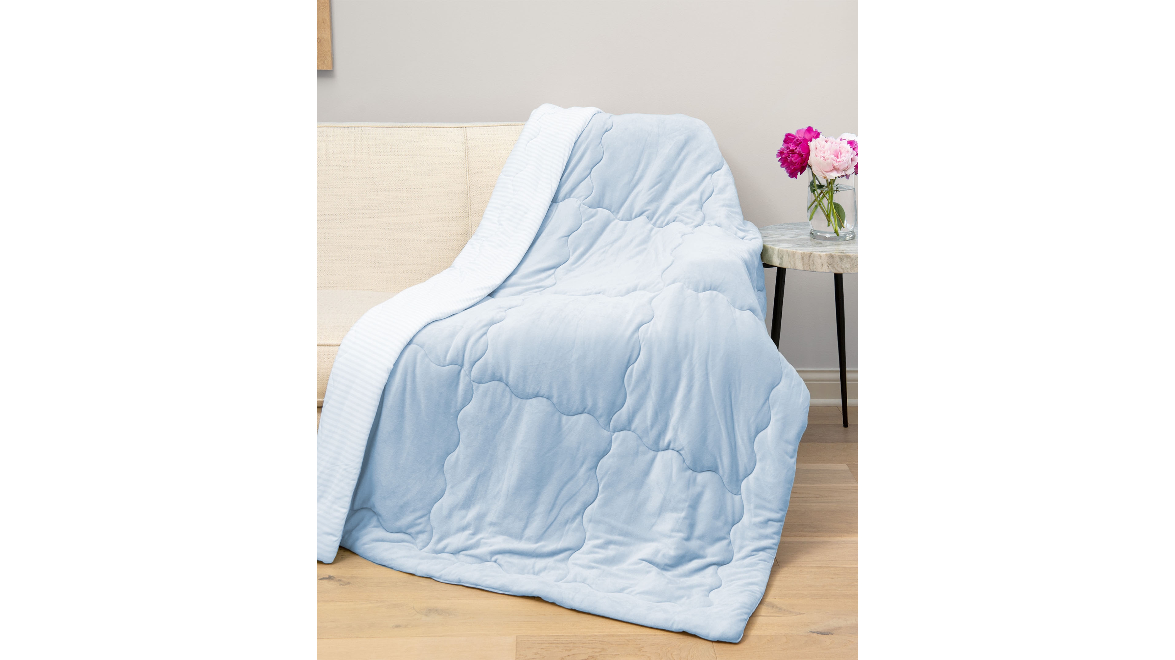 The Northwest Group, Llc Hgtv Cooling Throw