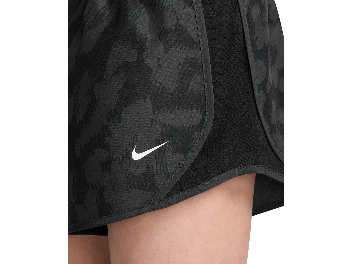 Шорты Nike Pull-On Shorts для девочек, цвет: Чёрный / Белый — фото 3