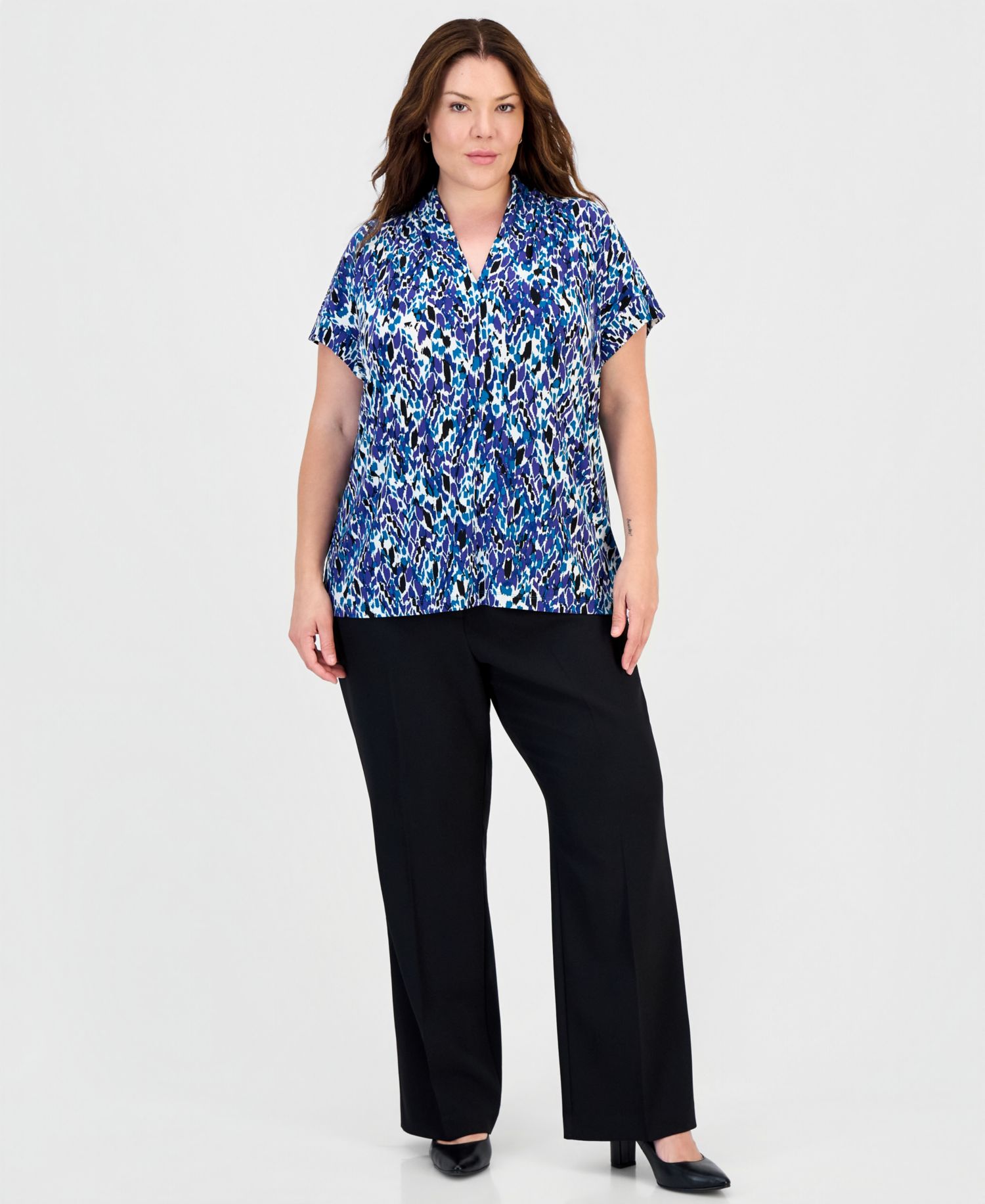 Plus Size Gathered V-Neck Short-Sleeve Blouse