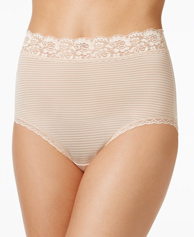 Vanity Fair Flattering Lace Stretch Brief 13281