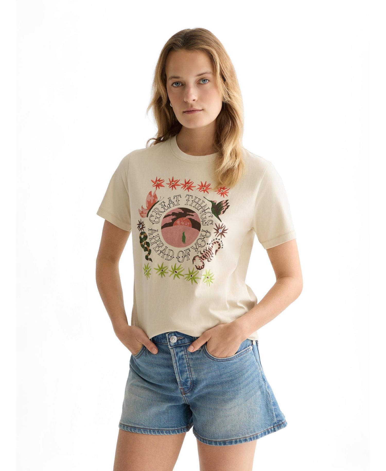 Women's 's Tops and Tees for Embroidered Artwork Regular-Fit T-Shirt