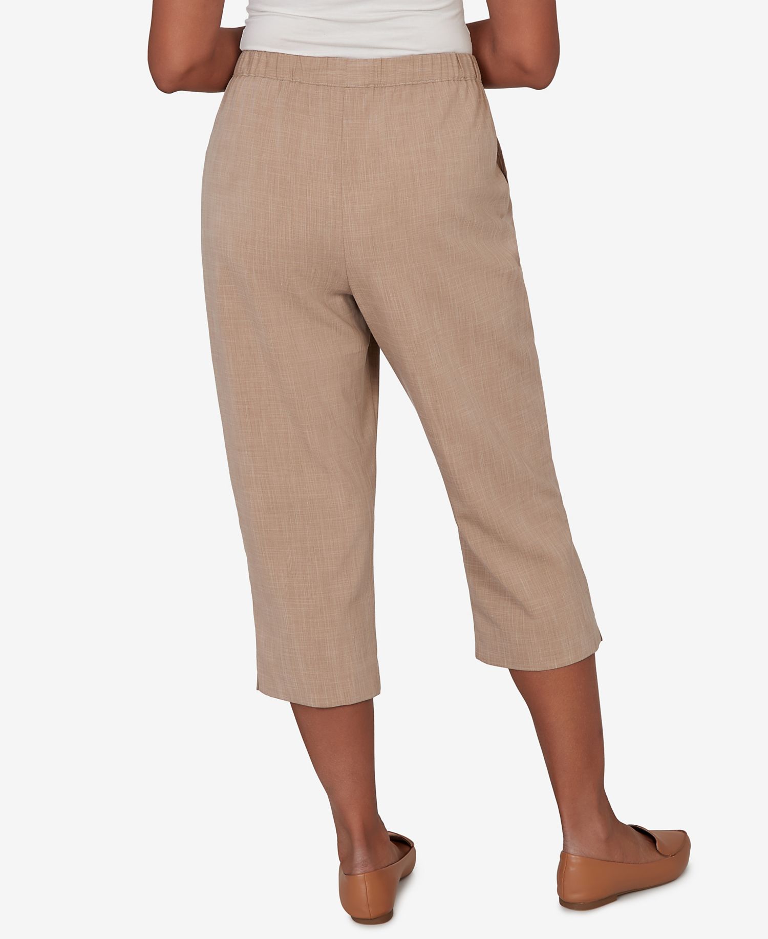 Women's Grand Bazaar Textured Pull-On Capri Pants