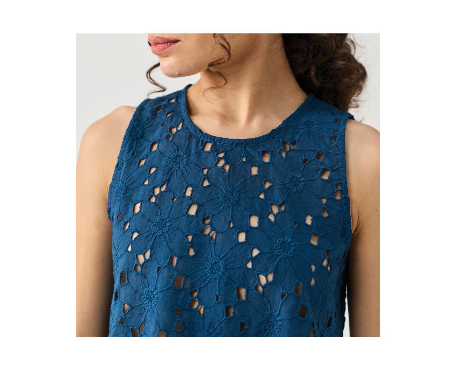 Women's Embroidered Sleeveless Button-Back Top