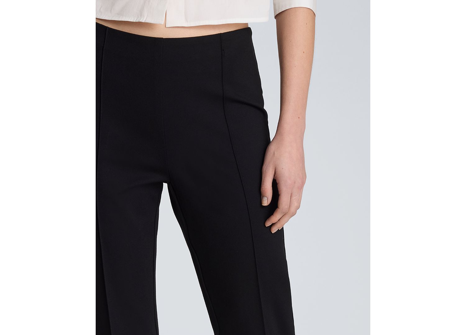 Women's Hollywood Mid-Rise Capri Pants