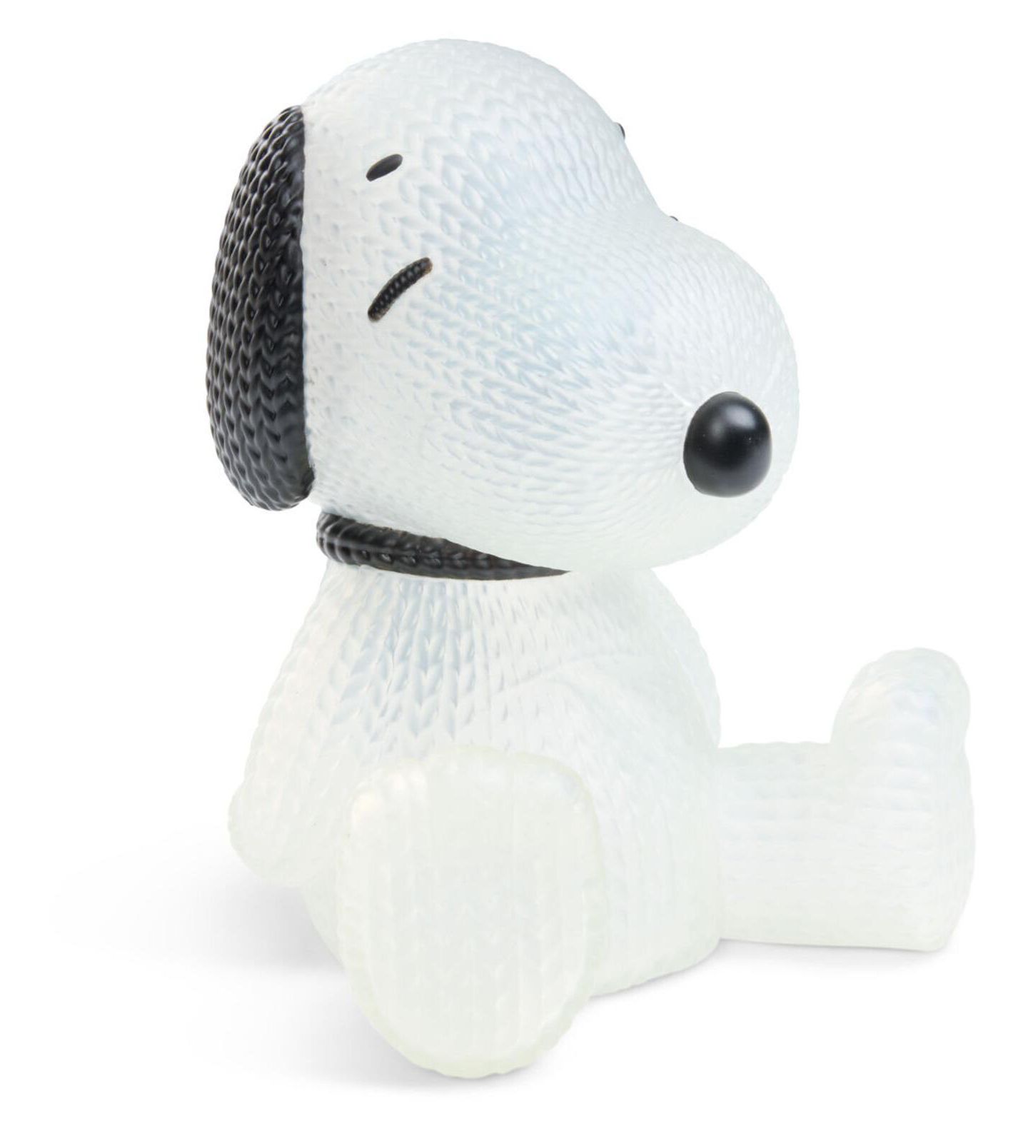 Детская фигурка Handmade By Robots Snoopy Limited Edition Translucent Vinyl Figure, Ages 14+ — фото 2