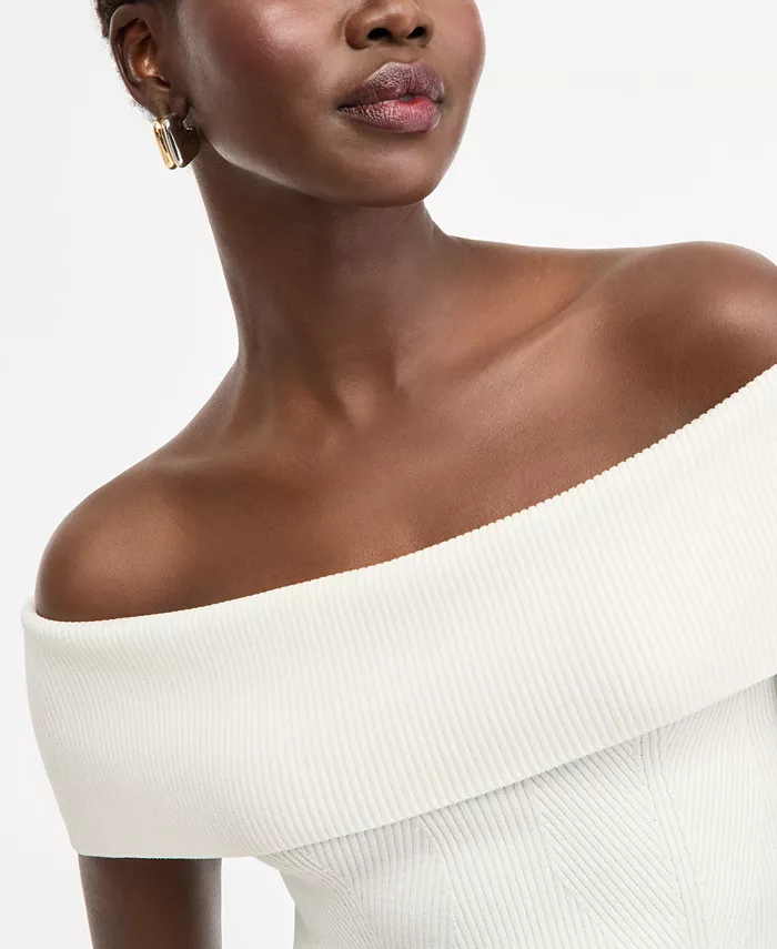 Women's Off-The-Shoulder Sweater - thumbnail 2