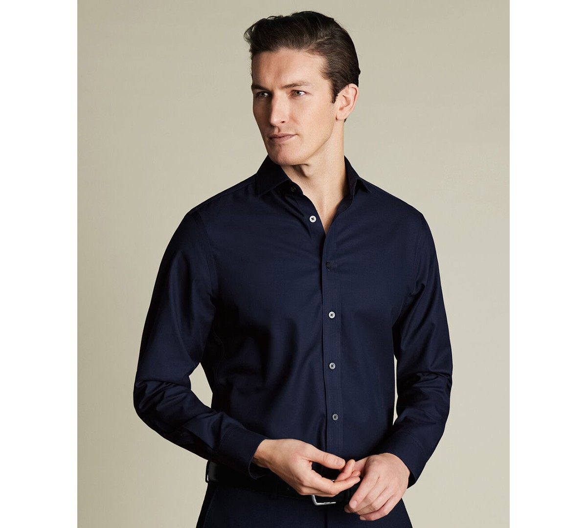 Мужские платья Charles Tyrwhitt Men's Spread Collar Long-Sleeve Dress Shirt — фото 1