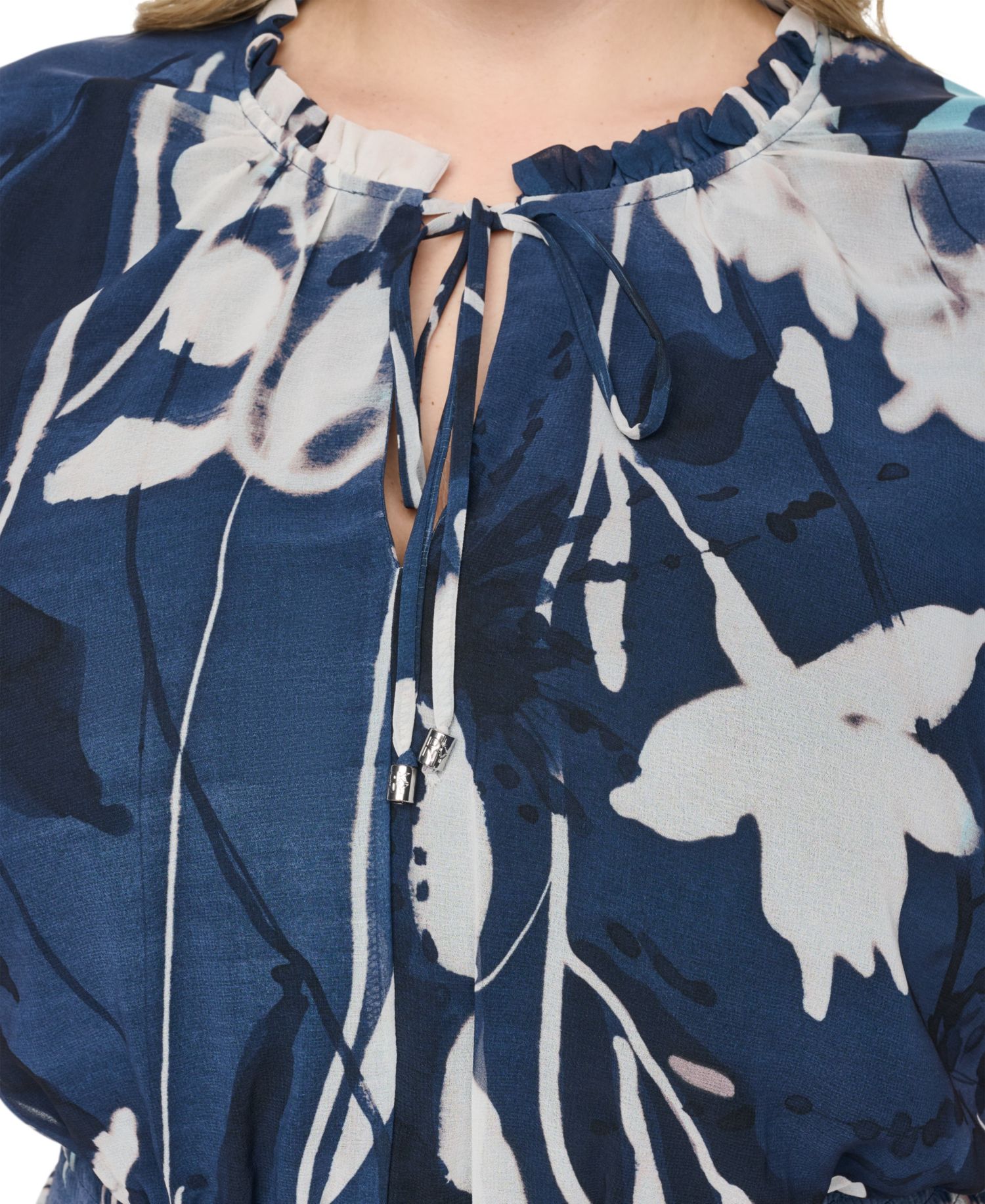 Plus Size Tie Neck Flutter-Sleeve Dress