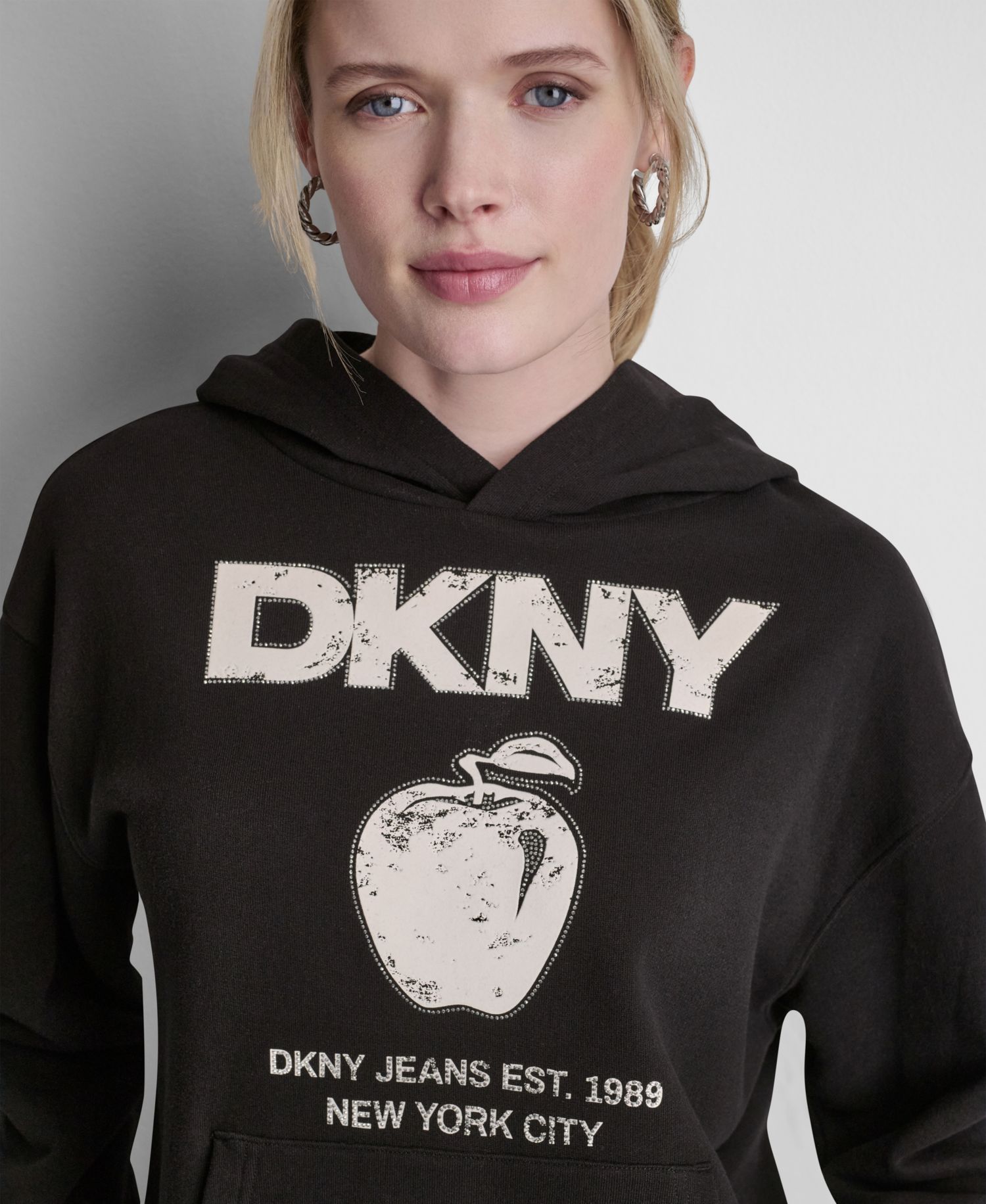 Женская толстовка с капюшоном с логотипом DKNY Big Apple Big Apple с длинным рукавом и стразами, украшенная флокированным рисунком