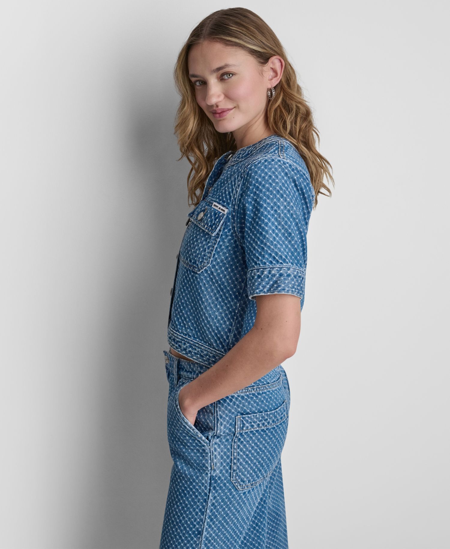 Women's Cropped Patch Pocket Short-Sleeve Boucle Denim Shirt Jacket