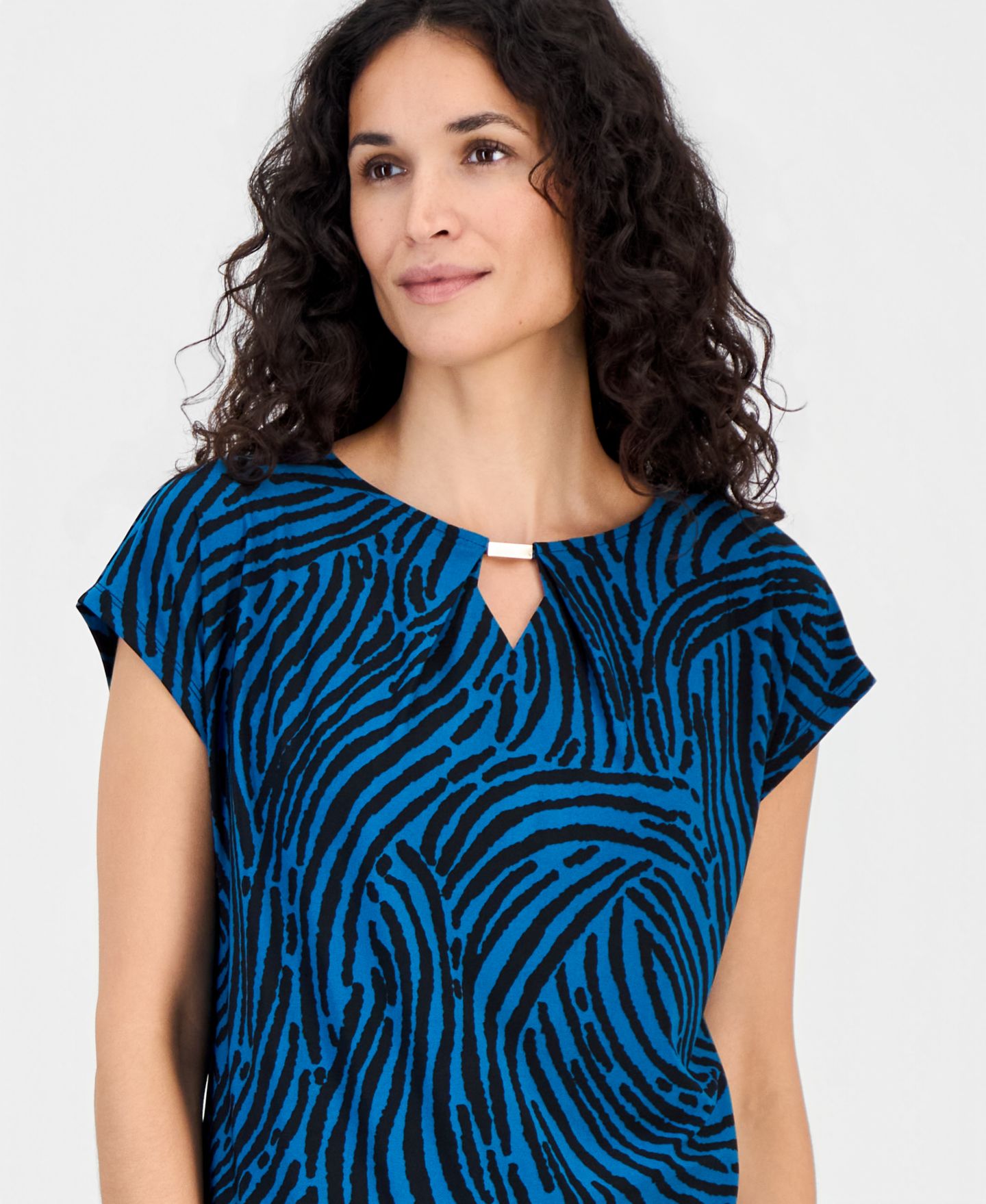 Женская блузка Kasper Printed Diamond-Neck Blouse, цвет: Разноцветный — фото 3