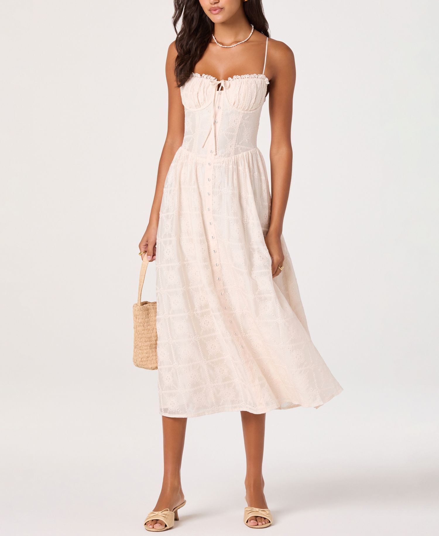 Women's Aubrey Sweetheart Neck Embroidered Eyelet Midi Dress