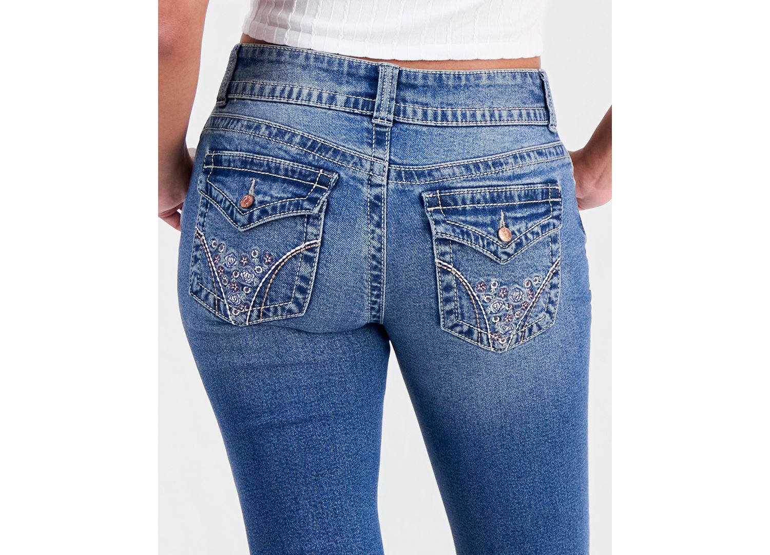 Juniors' Embroidered Flap-Pocket Flare-Leg Jeans