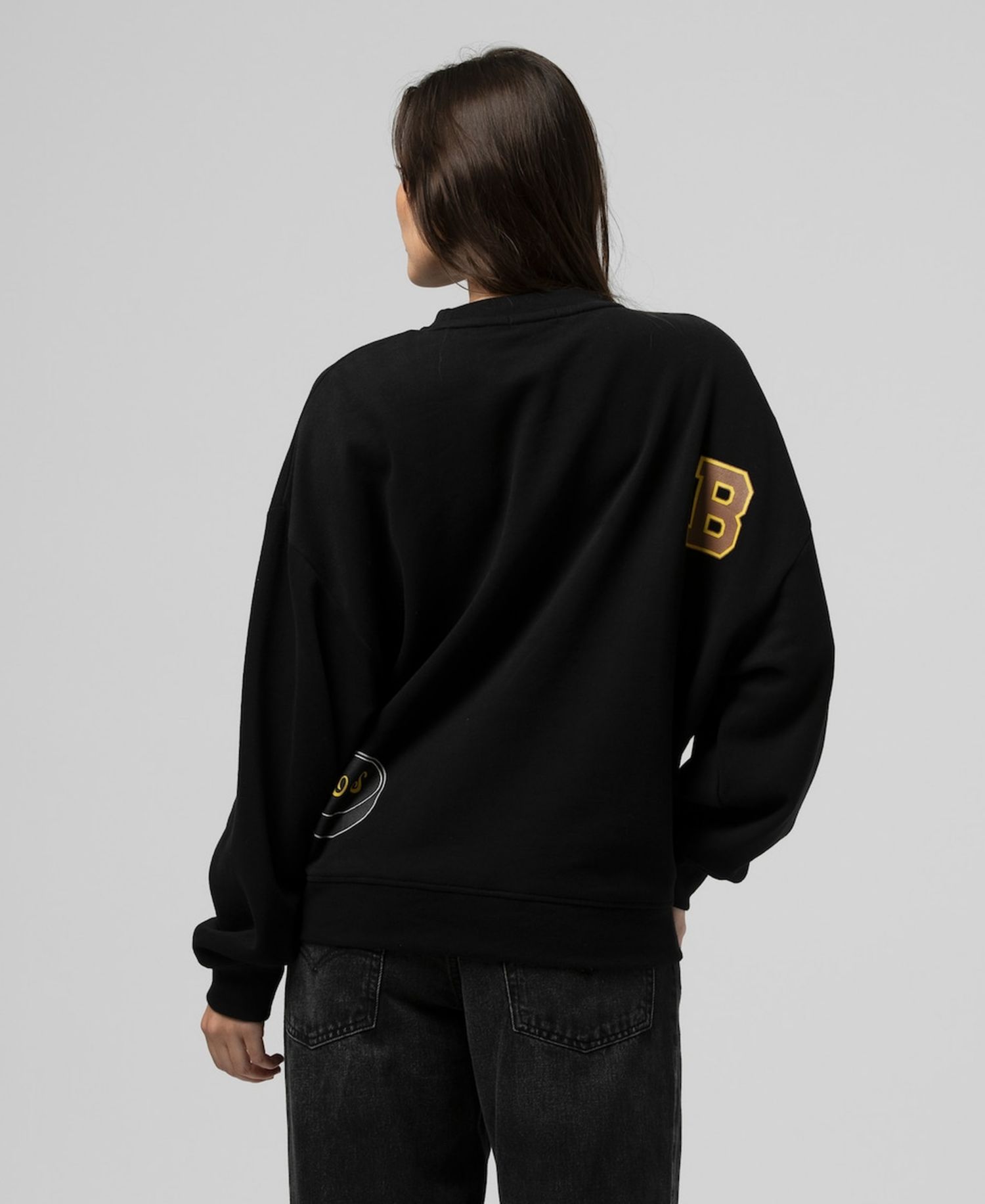 Women's Black Boston Bruins Vintage Crewneck Sweatshirt