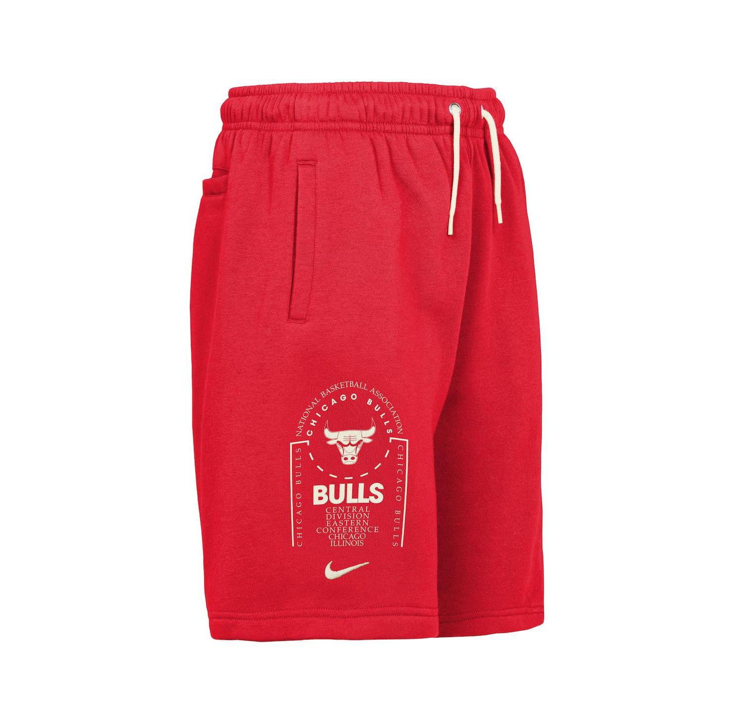 Big Boys and Girls Red Chicago Bulls Courtside Club Fleece Shorts
