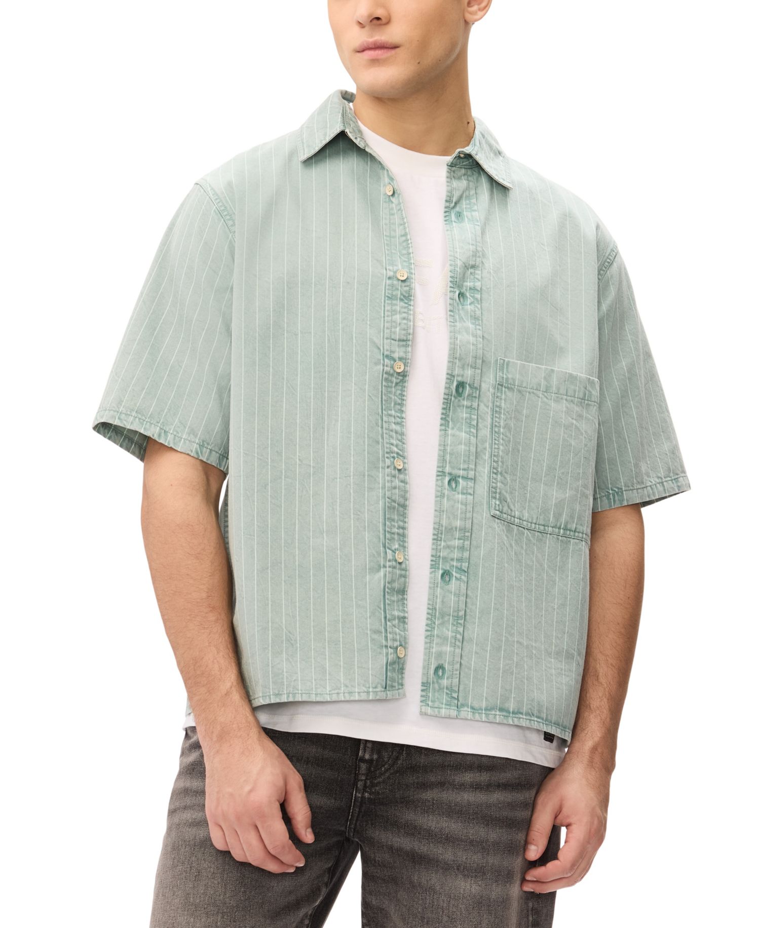 Men's Vertical Stripe Pattern Shirt