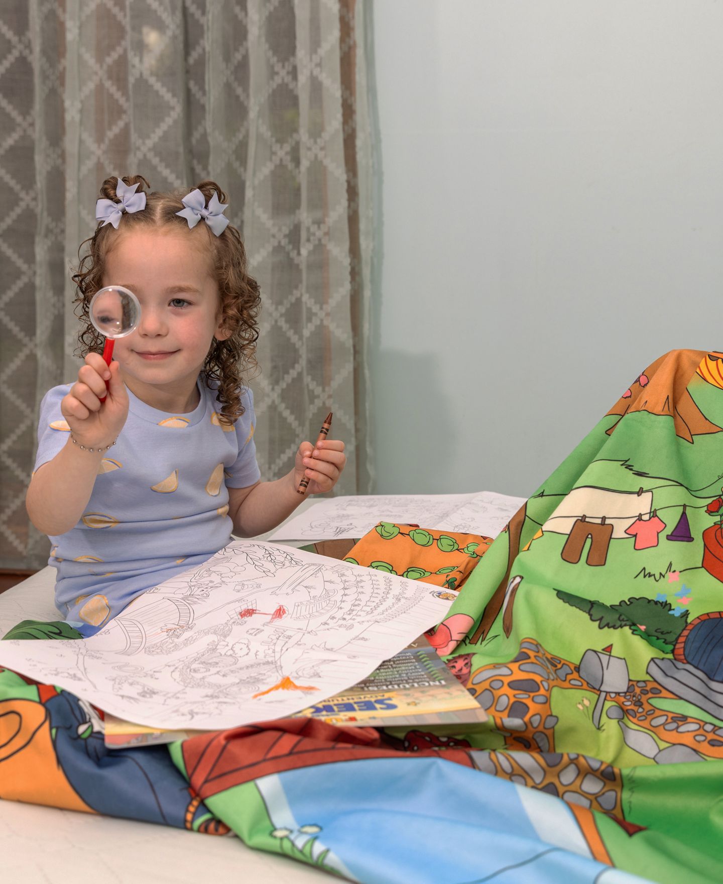 Детские игрушки Pipp & Spalding Funtime with Grandma Toddler Springtime in The Woodlands Seek-and-Find Adventure Experience, 18-Piece Crate Set, цвет: Разноцветный — фото 8