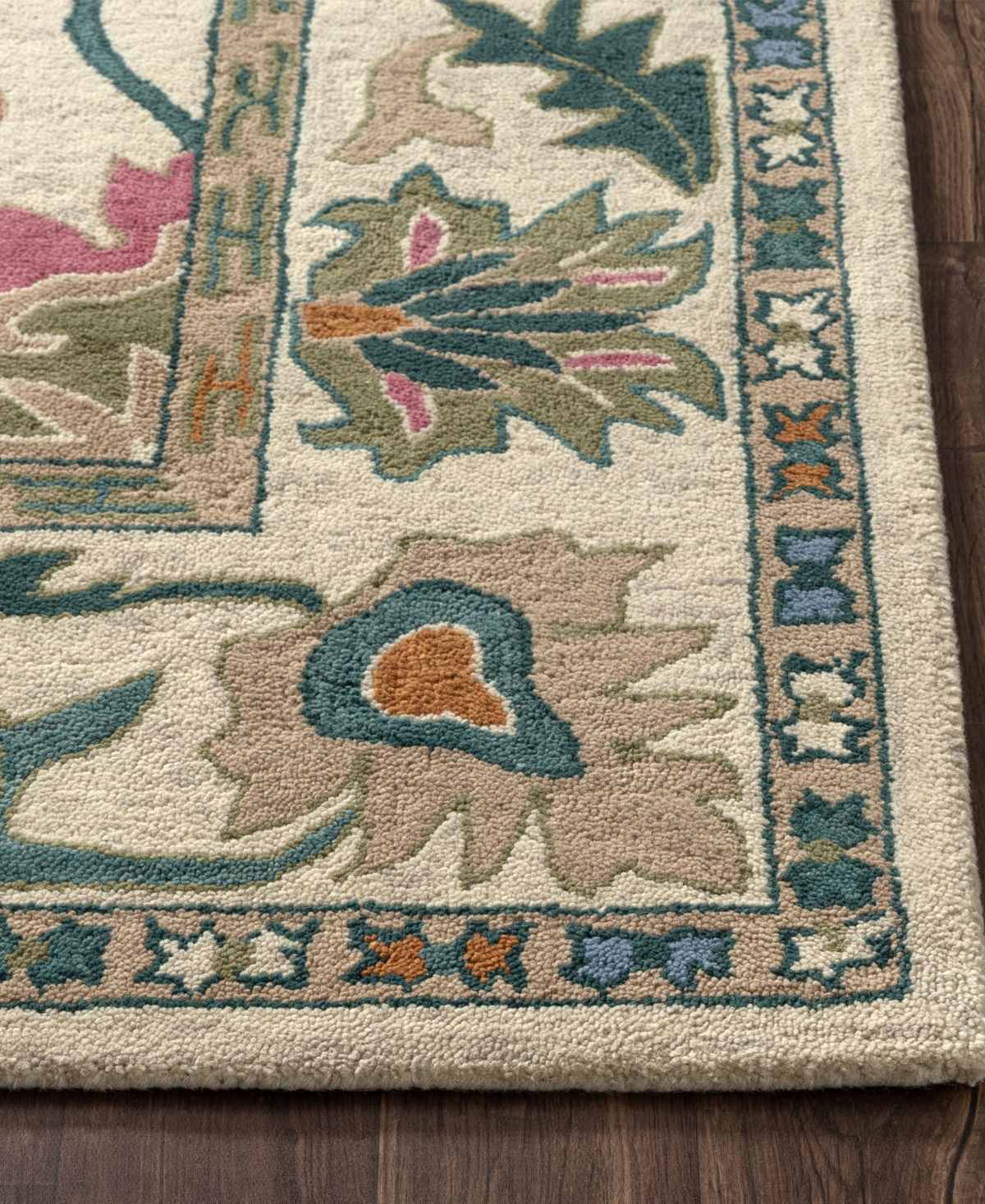 Lr Home Millie Eli-945 7'9"x9'9" Area Rug