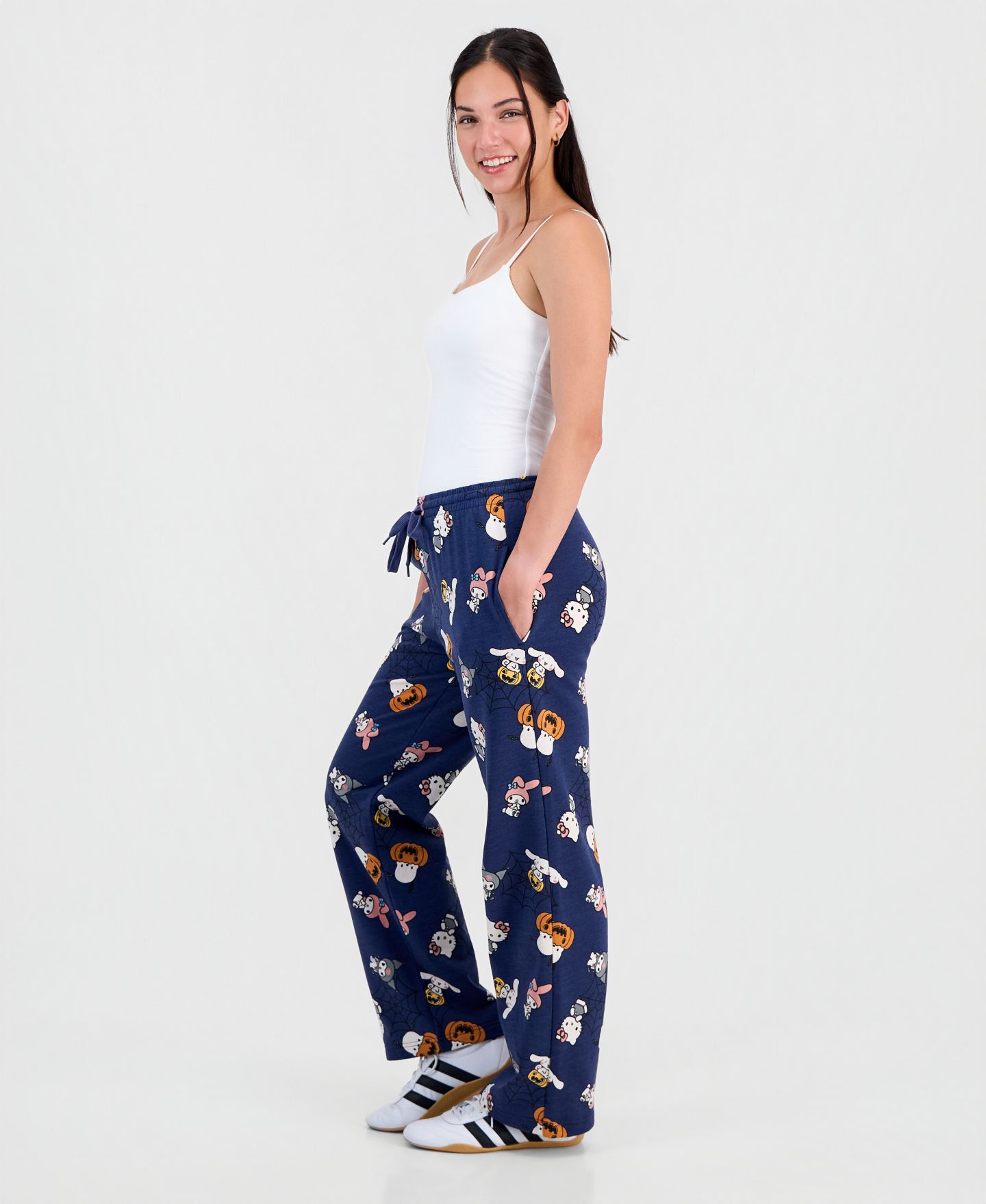 Женские брюки Sanrio Juniors' Hello Kitty And Friends Halloween Sweatpants, цвет: Синий — фото 2