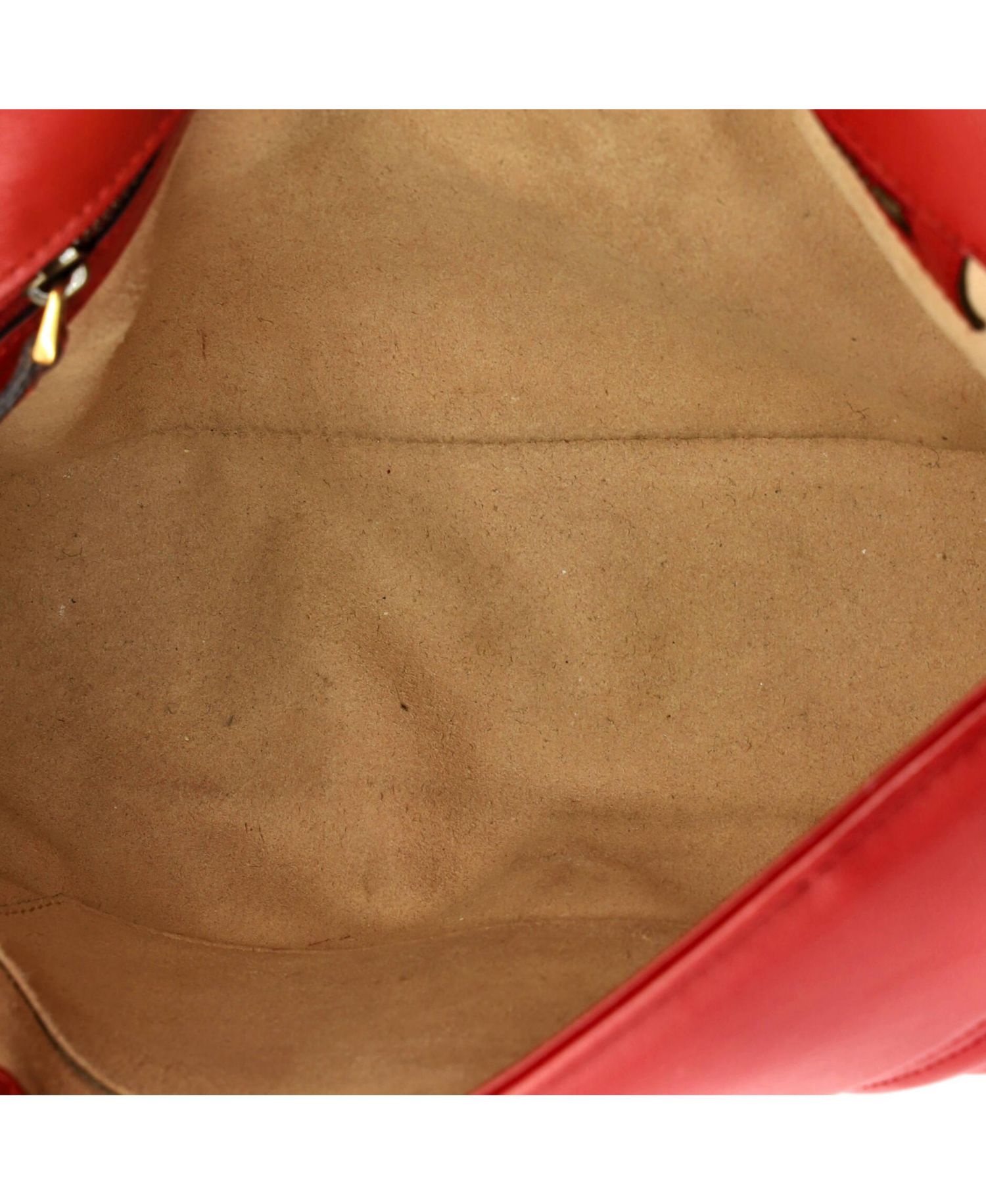 Medium GG Marmont Flap Bag Matelasse Leather