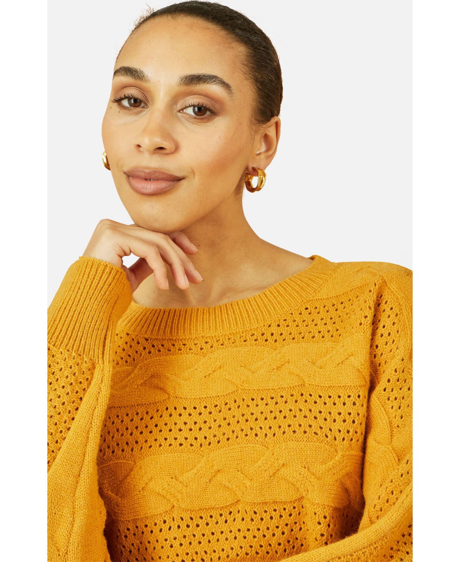 Women's Cable Knit Relaxed Fit Jumper