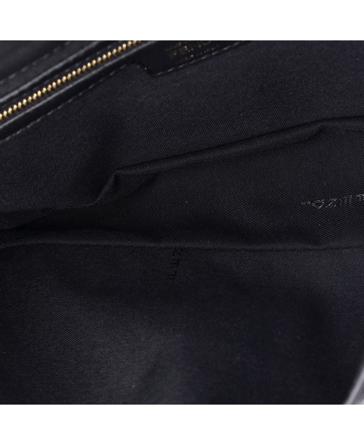 Pre-Owned Fendi Medium Baguette Nm Bag Zucca Embossed Leather