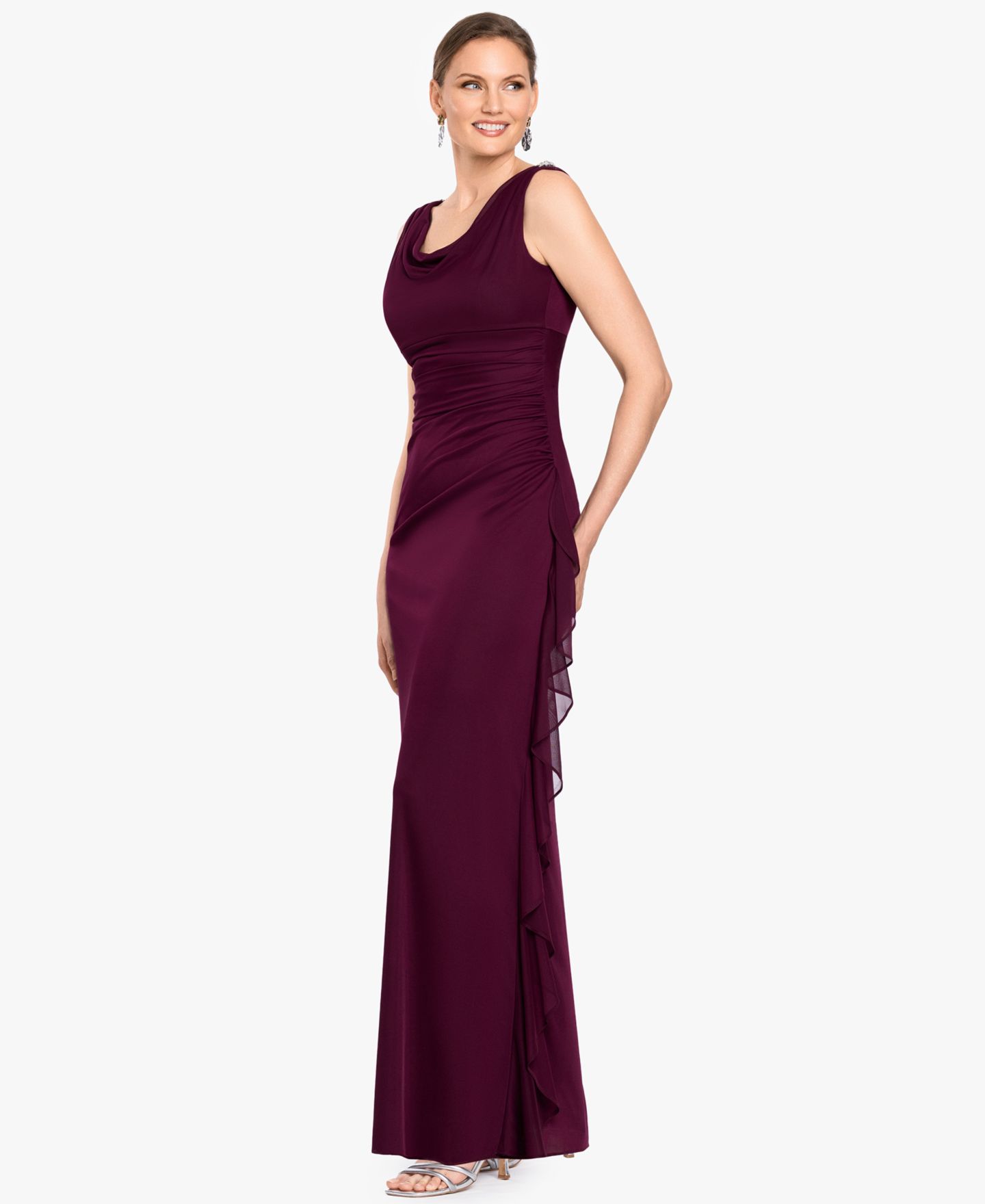 Женское платье B&A By Betsy and Adam Petite Ruffle Side Cowl Neck Ball Gown, цвет: Гранатовый — фото 2