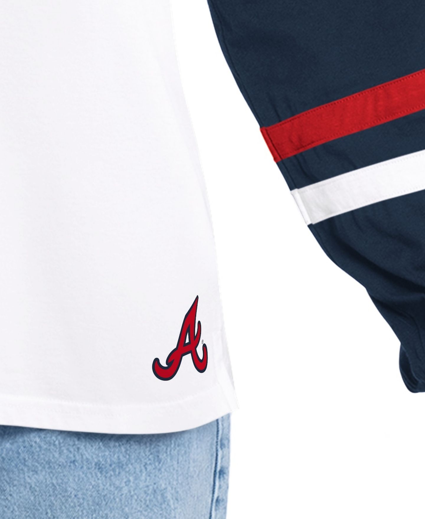 Женская футболка G-III 4Her by Carl Banks White/Navy Atlanta Braves Key Player Oversized Hooded Long Sleeve — фото 4