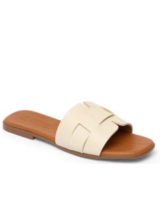 Women's Lucila Flat Sandal