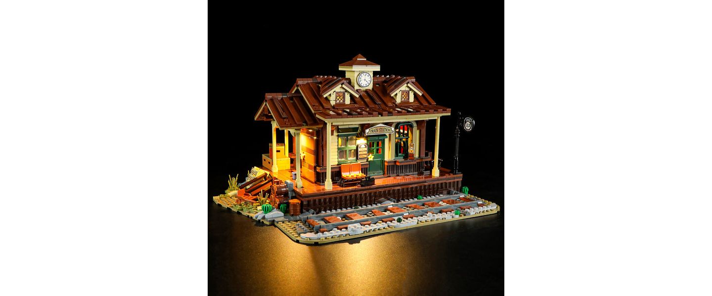 Детский конструктор Lumibricks Steampunk LED Light Western Train Station 1,843-Piece Building Set, Ages 16+ — фото 3