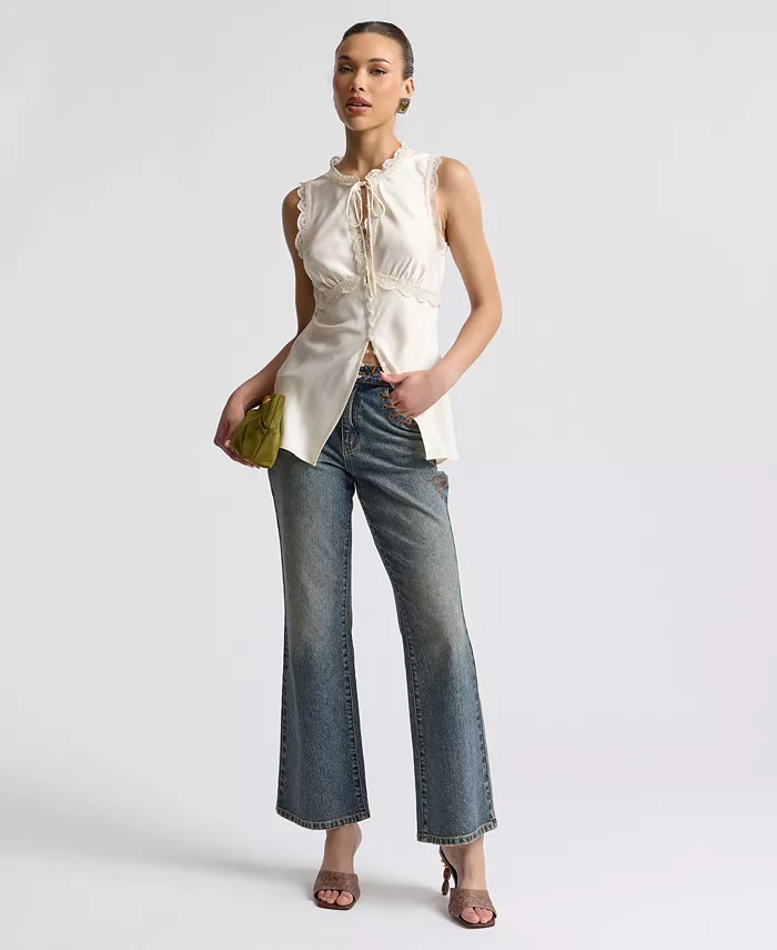 Women's Keyhole Cutaway Empire Top - thumbnail 2