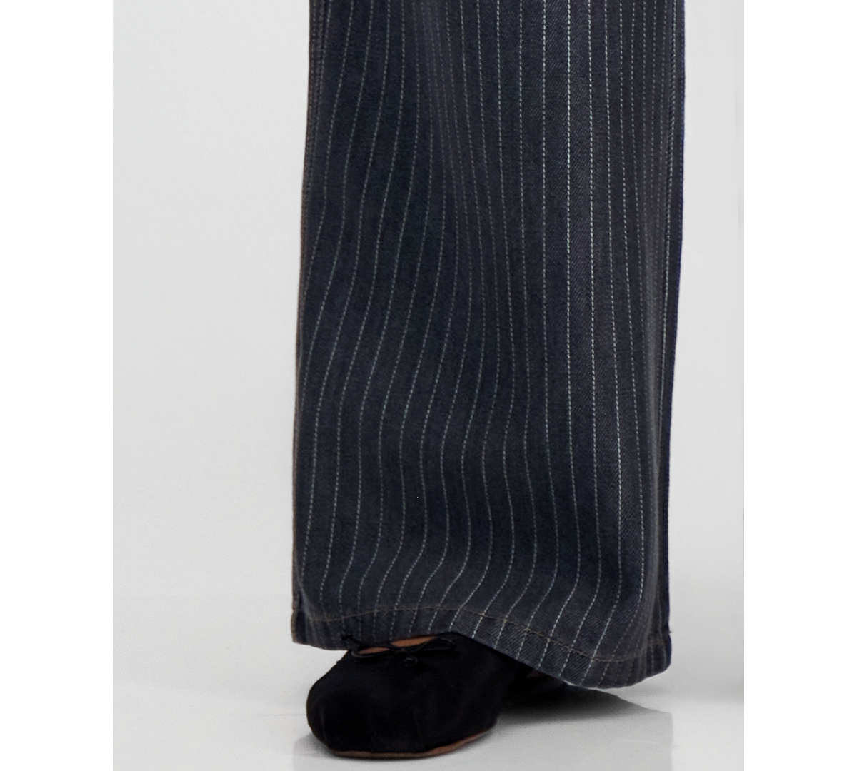 Vanilla Star Juniors' Pinstripe Wide-Leg Pull-On Jeans
