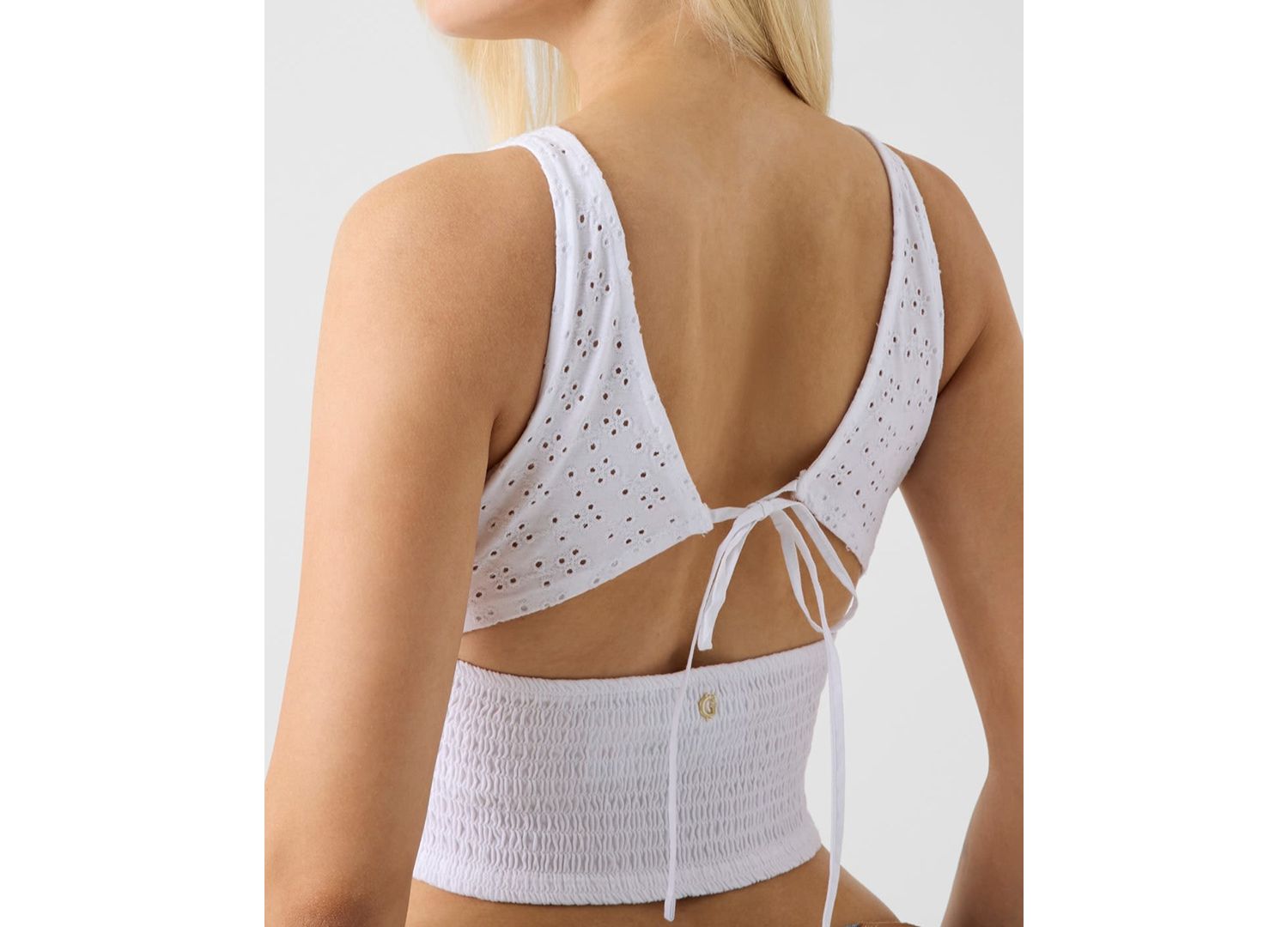 Women's Sleeveless Amaya V-Neck Knit Top